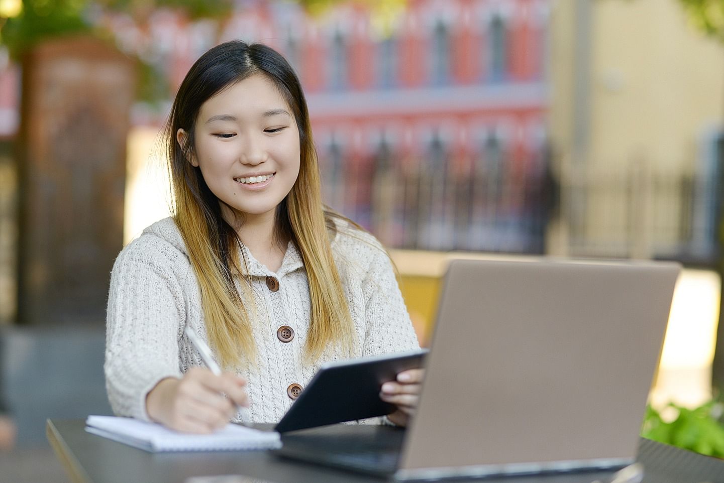 12 Benefits of Studying Abroad for Chinese Students