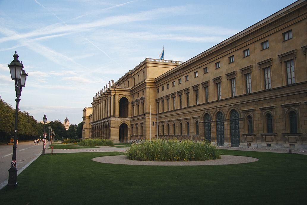 10 Best Music Production Schools Around the World! | Amber