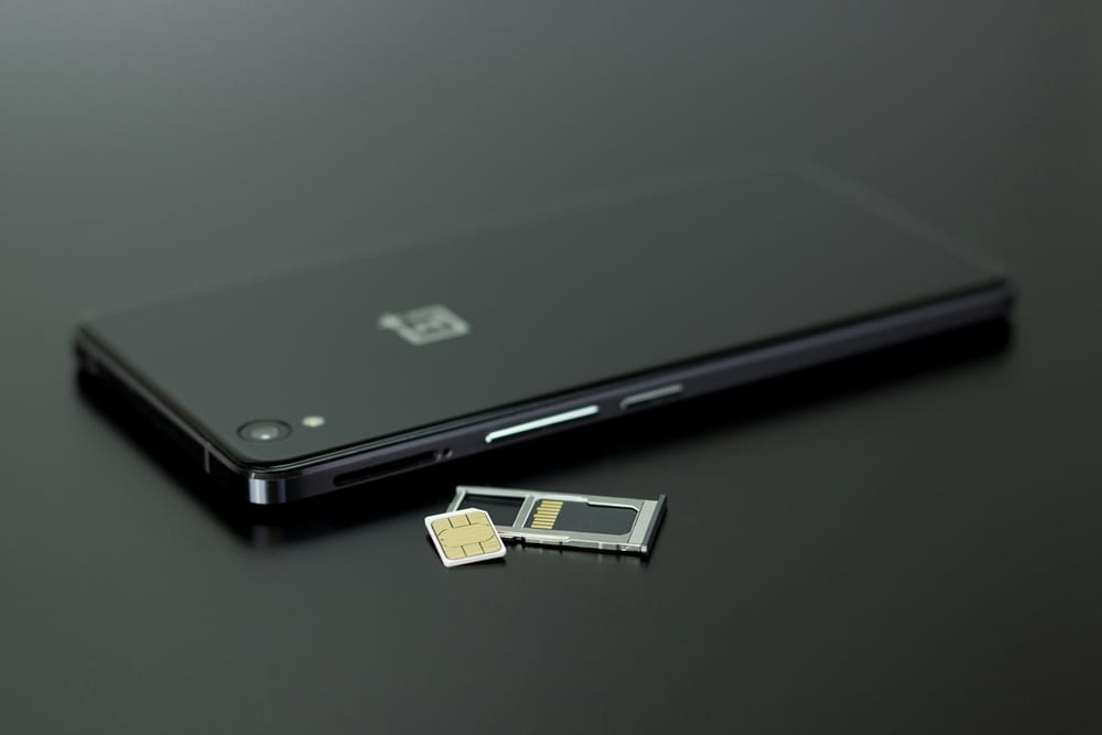eSIM vs Physical SIM: What are the Pros and Cons of Each?