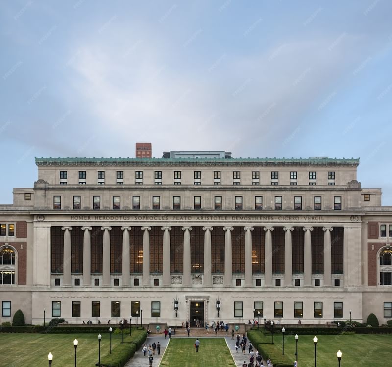 University of Chicago Courses 2025 Programs & Careers Amber