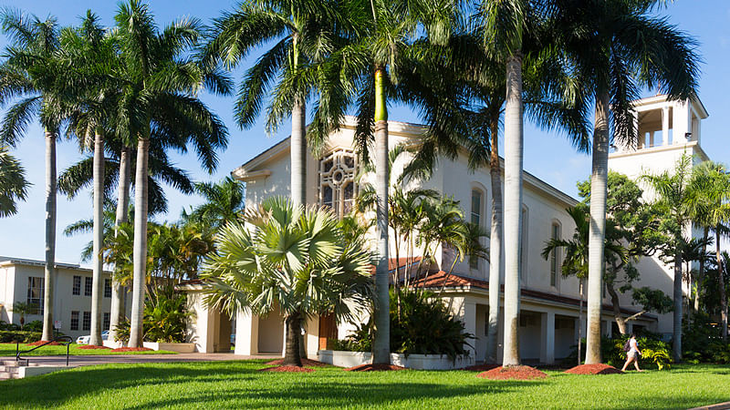 Barry University: 2025 Admissions, Programs & Rankings