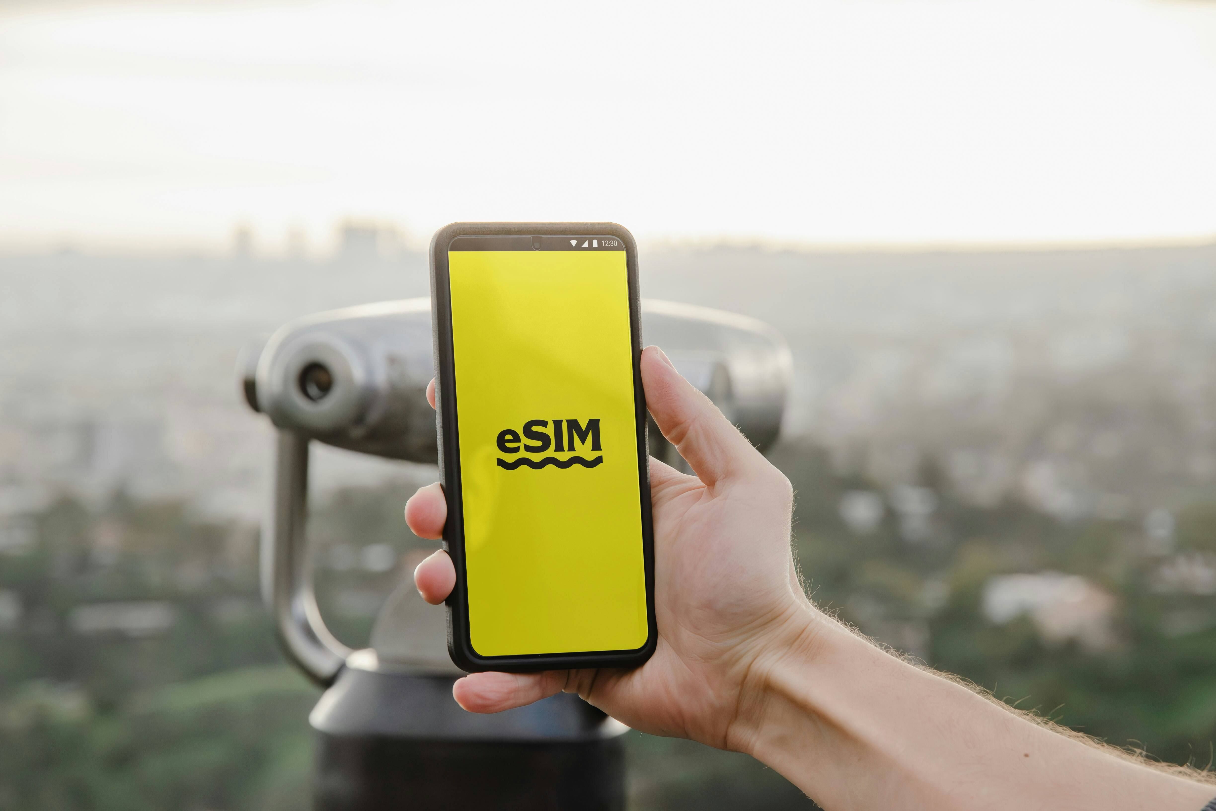 eSIM and Wi-Fi Tips for Abroad Students 