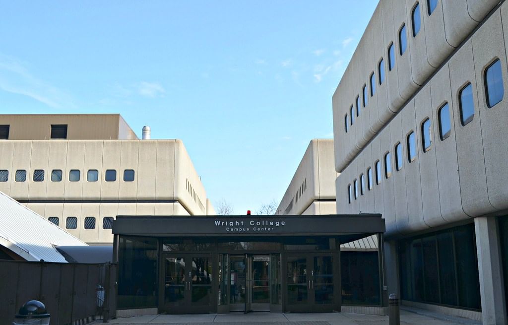 Wilbur Wright College: Courses, Fees And Rankings 2025